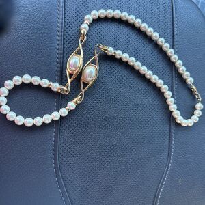 Vtg Napier Gold Tone Round Cream Faux Pearl Beaded Long Statement Necklace 31”